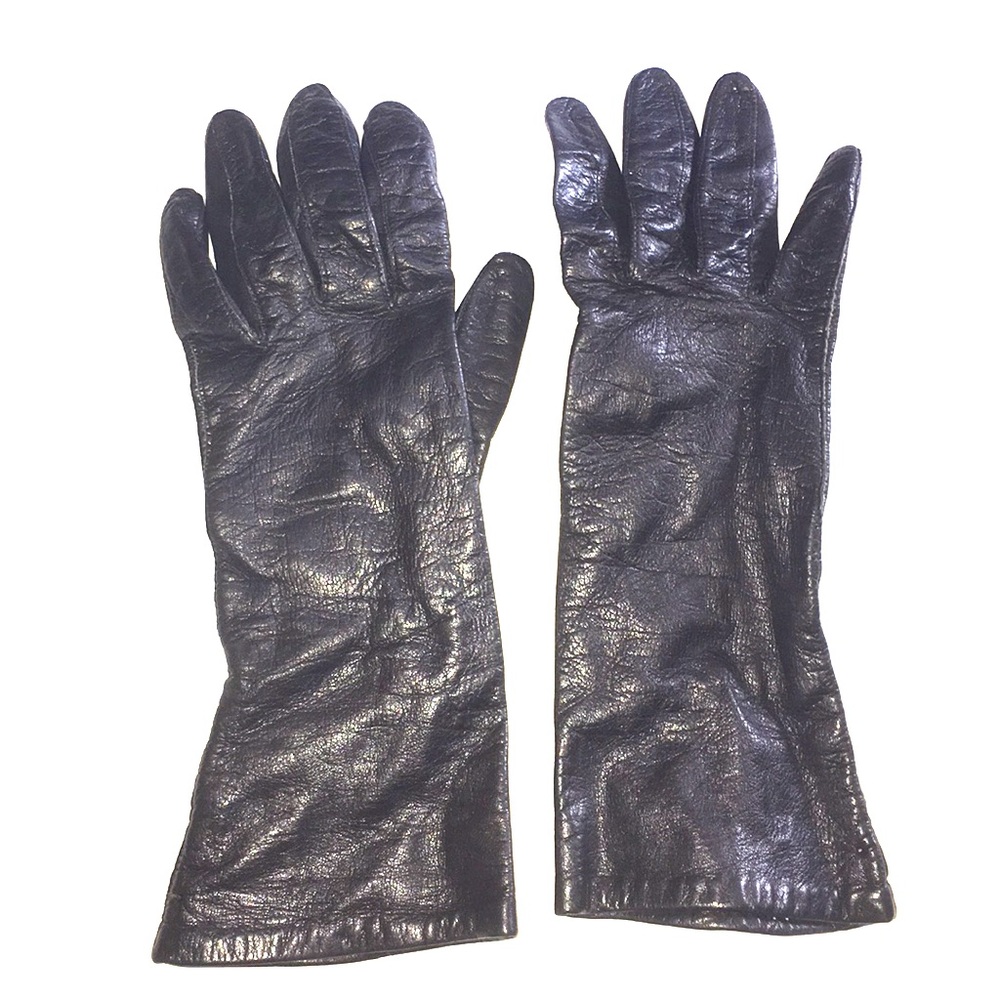 Black leather gloves!!